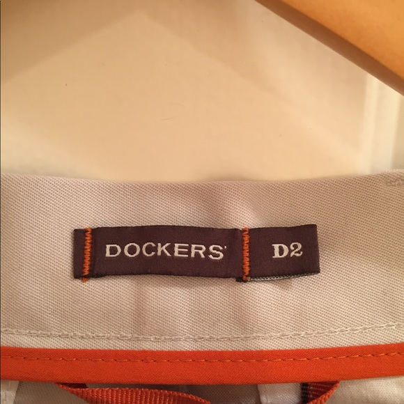 Dockers Khaki Dress pant - Picture 4 of 5